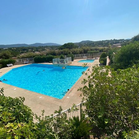 Mazet Dans Residence Avec Piscine Au Coeur Du Golfe De Saint-Tropez Cogolin Exterior photo