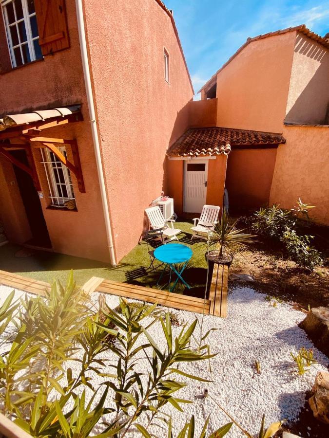 Mazet Dans Residence Avec Piscine Au Coeur Du Golfe De Saint-Tropez Cogolin Exterior photo